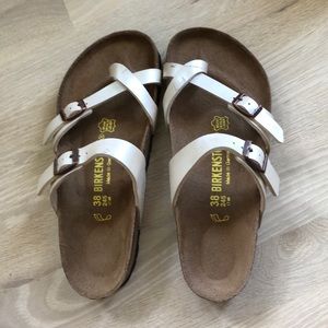 Birkenstock Mayari sandals